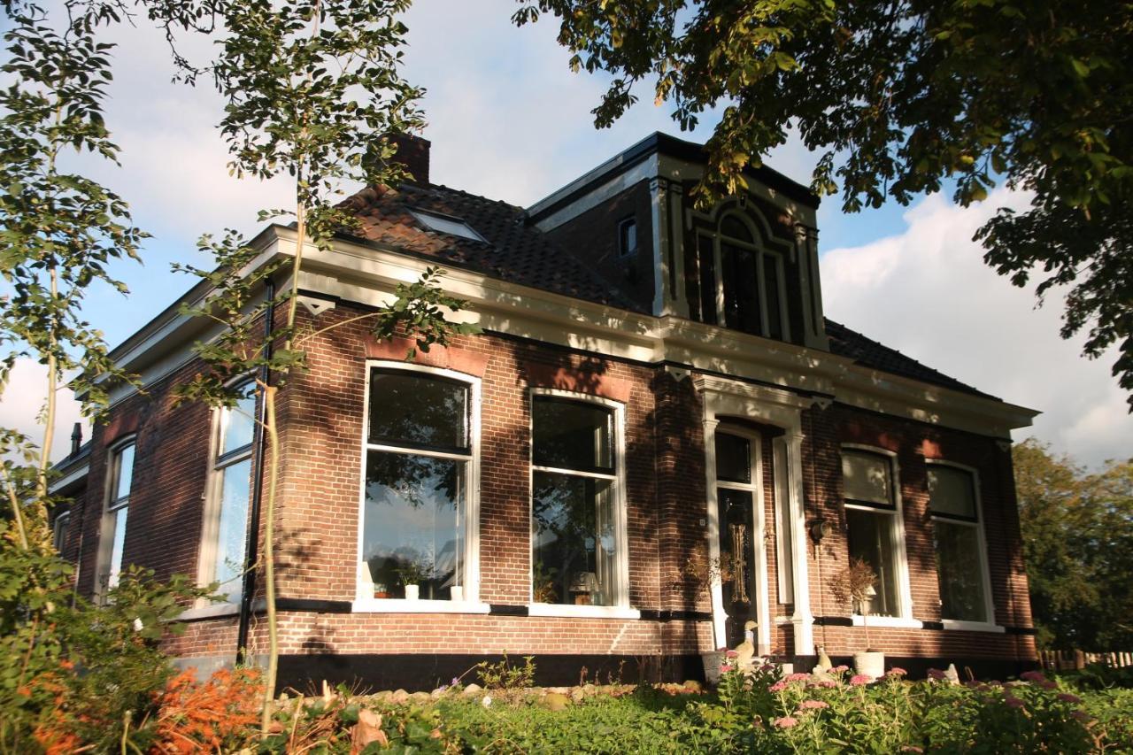 Onder De Boom Bed & Breakfast Gerkesklooster Exterior photo