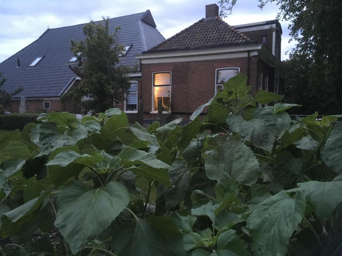 Onder De Boom Bed & Breakfast Gerkesklooster Exterior photo